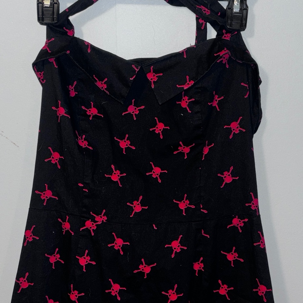 - Morbid threads halter skull dress! Sz large